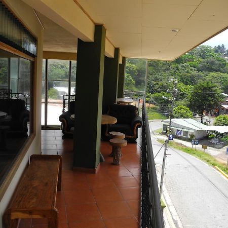 Sleepers Sleep Cheaper Hostel Monteverde Exterior photo