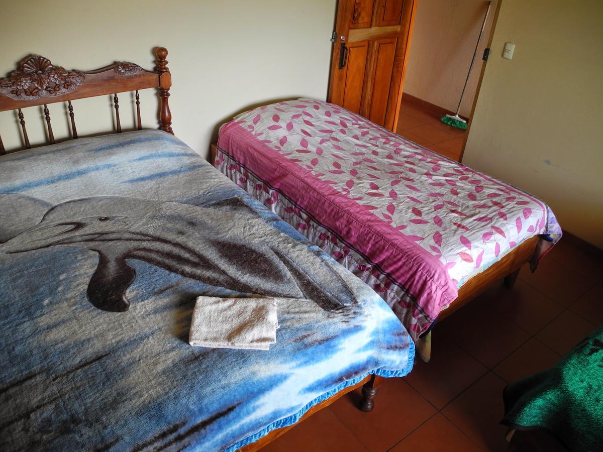 Sleepers Sleep Cheaper Hostel Monteverde Exterior photo
